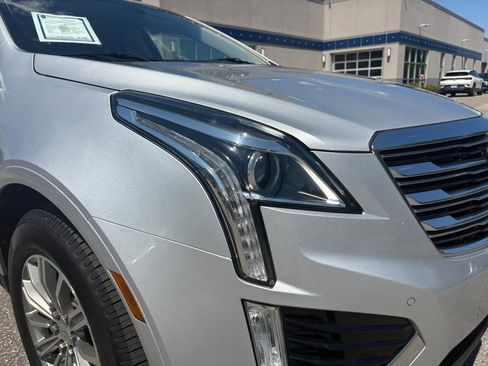 Used 2017 Cadillac XT5 Luxury FWD image 24