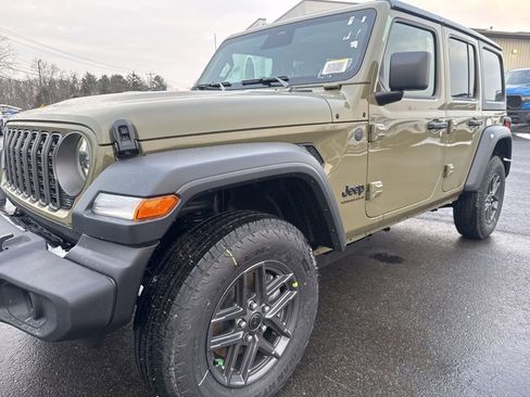 New 2026 Jeep Wrangler Unlimited Sport AWD/4WD image 9