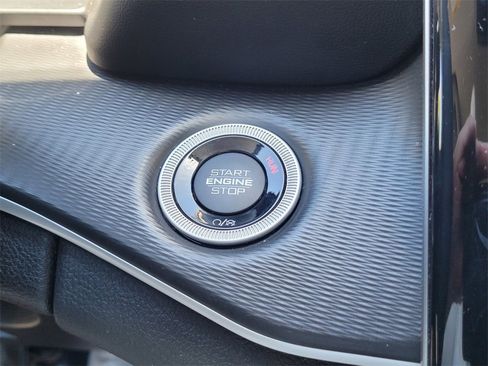 Used 2023 Jeep Grand Cherokee L Laredo image 24