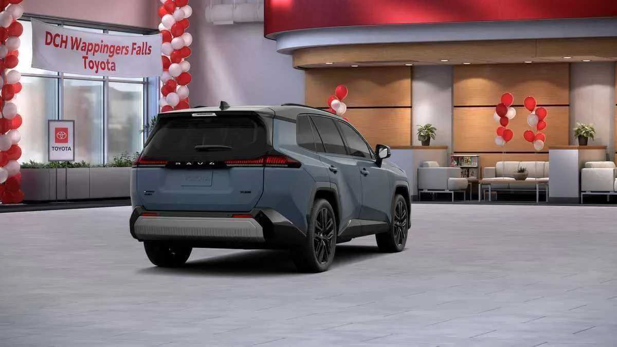 New 2026 Toyota RAV4 XSE w/ Illumination Package (TMS) AWD/4WD image 31