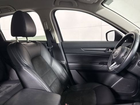 Used 2017 MAZDA CX-5 Touring image 12