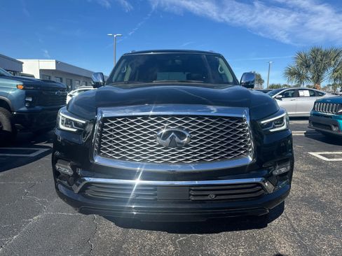 Used 2019 INFINITI QX80 Luxe w/ 22" Wheel Package image 7