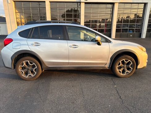 Used 2014 Subaru Crosstrek 2.0i Limited AWD/4WD image 6