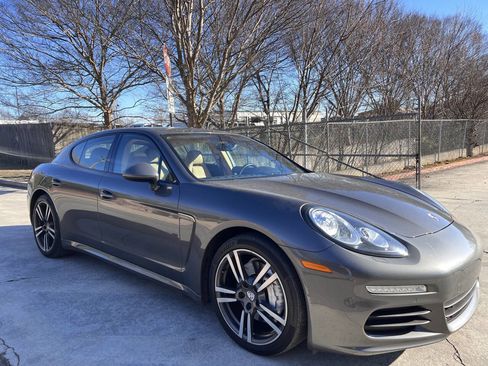Used 2016 Porsche Panamera Edition w/ Premium Package Plus image 6