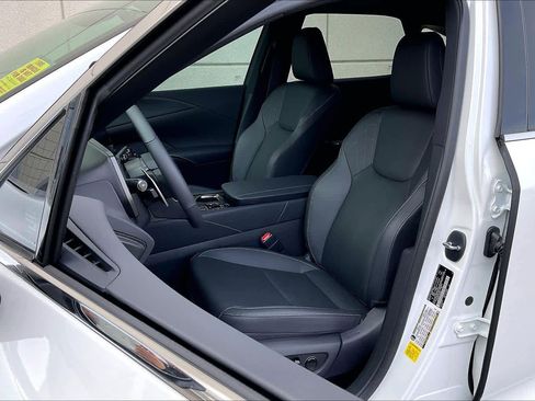 Used 2026 Lexus RX 350h Premium image 8