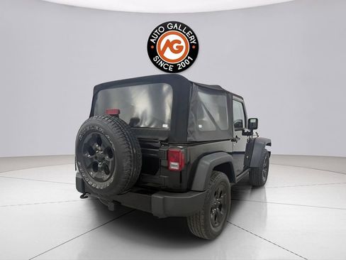 Used 2016 Jeep Wrangler Sport image 7