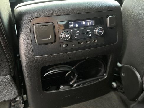 Used 2017 Chevrolet Tahoe LT image 34