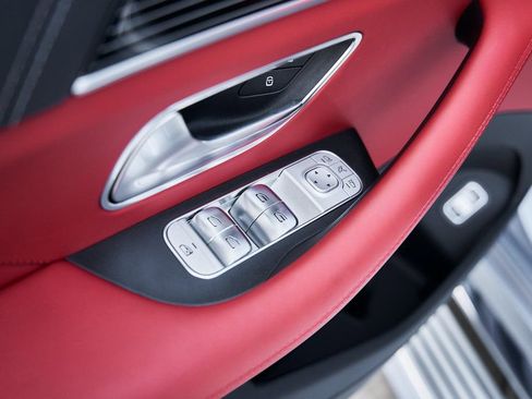 Used 2026 Mercedes-Benz Maybach GLS 600 4MATIC image 38