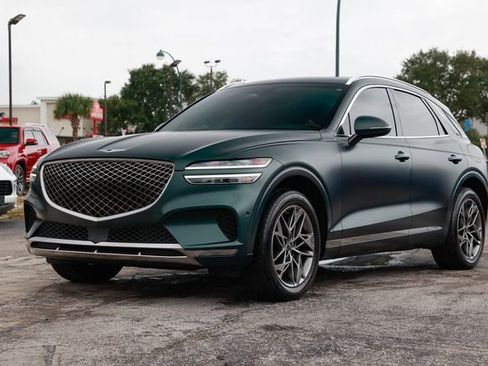 Used 2022 Genesis GV70 2.5T w/ Advanced Package image 3