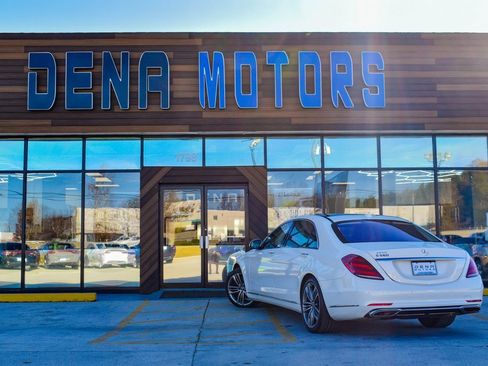 Used 2018 Mercedes-Benz S 560 Sedan image 37
