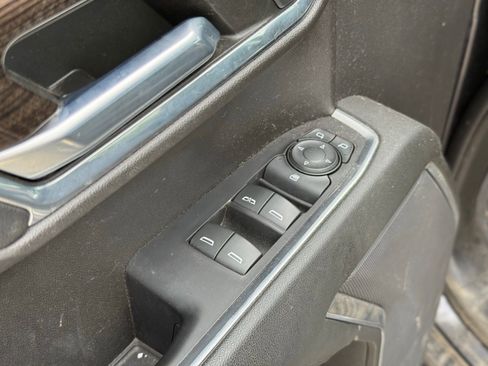 Used 2023 Chevrolet Silverado 1500 LT Trail Boss w/ Protection Package AWD/4WD image 13