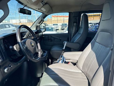 Used 2023 Chevrolet Express 3500 LS RWD image 21