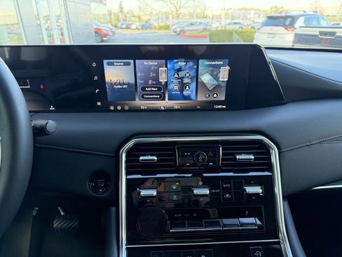 New 2026 Nissan Armada SV image 24