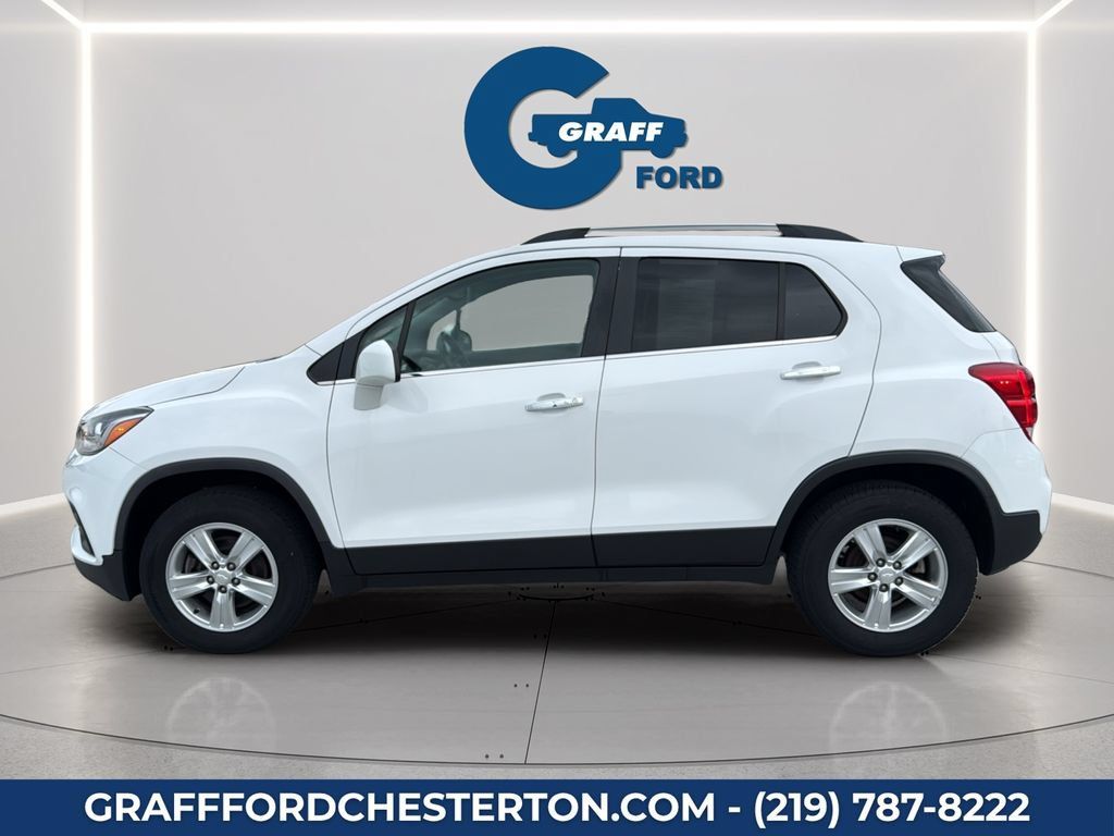 Used 2018 Chevrolet Trax LT w/ LT Convenience Package AWD/4WD image 11