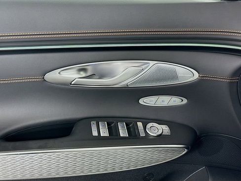 New 2026 Genesis GV70 2.5T Sport Prestige AWD/4WD image 20