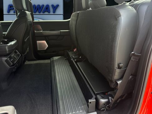 Used 2023 Ford F150 Raptor w/ Raptor 37 Performance Package AWD/4WD image 19