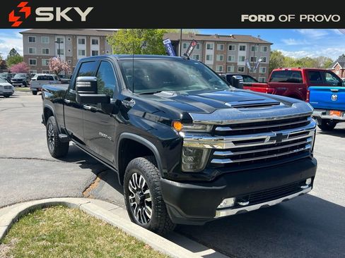 Used 2020 Chevrolet Silverado 2500 High Country w/ Technology Package AWD/4WD image 6
