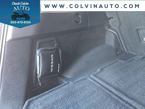 Used 2022 Nissan Rogue SL image 9