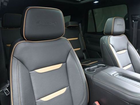 Used 2022 GMC Yukon AT4 image 29