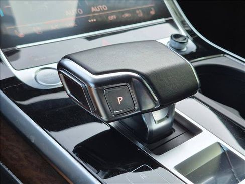 Used 2020 Audi Q8 Prestige w/ Prestige Package AWD/4WD image 12