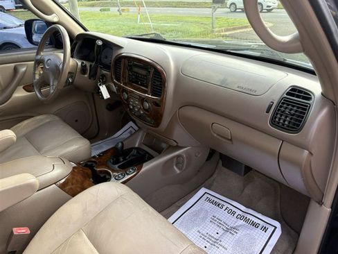 Used 2002 Toyota Sequoia Limited AWD/4WD image 24