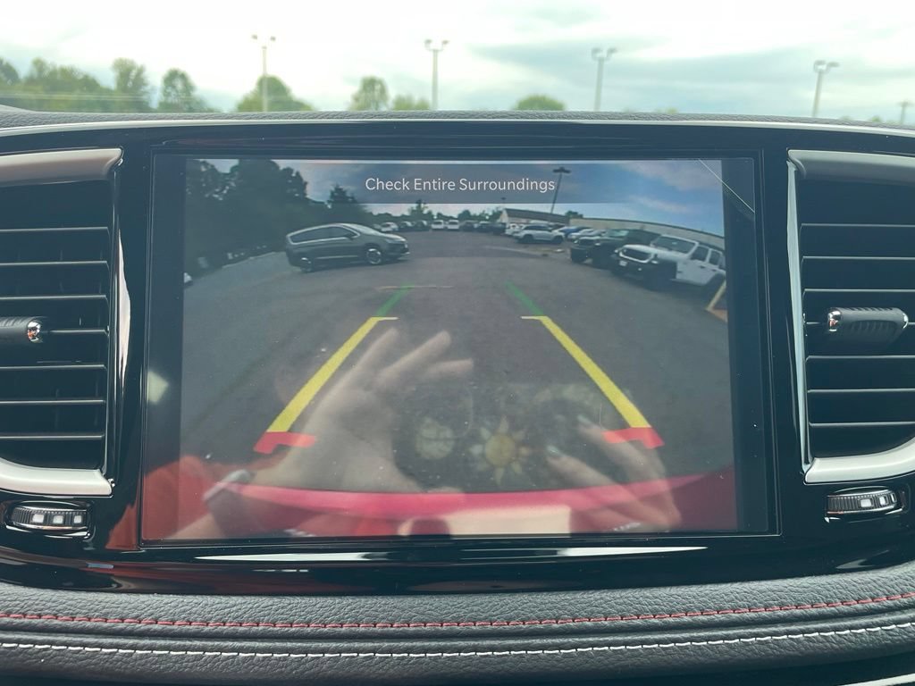 New 2027 Chrysler Pacifica Select FWD image 6