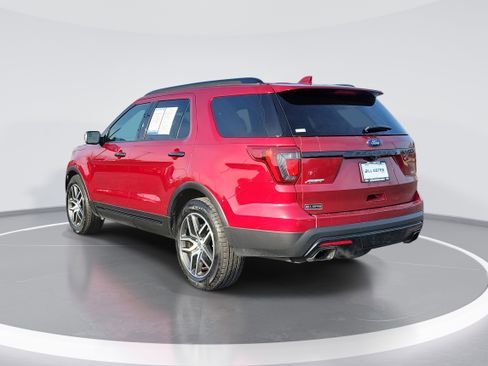 Used 2016 Ford Explorer Sport image 4