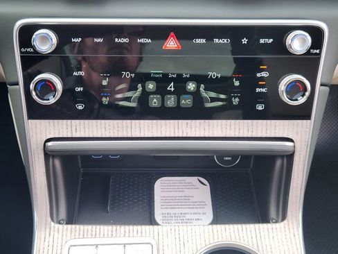 New 2026 Genesis GV80 2.5T Prestige AWD/4WD image 15