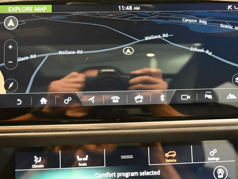 Used 2019 Land Rover Range Rover HSE AWD/4WD image 27