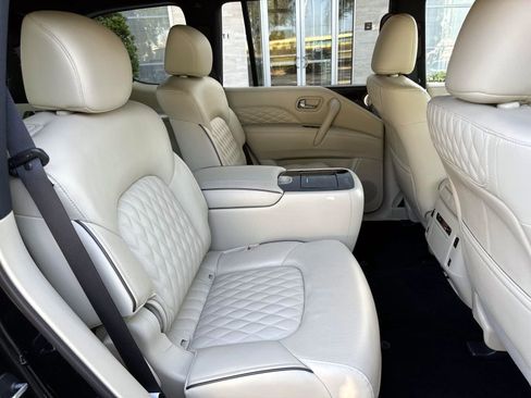 Used 2024 INFINITI QX80 Sensory image 18