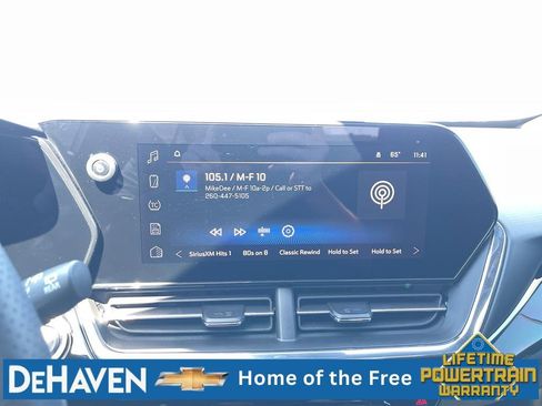 Used 2026 Chevrolet Trax RS w/ Sunroof Package FWD image 14