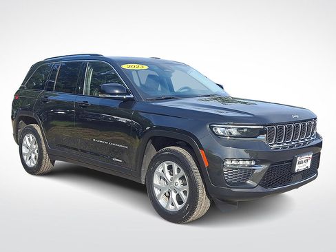 Certified 2023 Jeep Grand Cherokee Limited AWD/4WD image 1