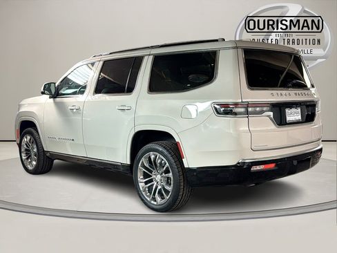 Used 2022 Jeep Grand Wagoneer Series II image 6