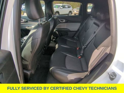 Used 2024 Jeep Compass Latitude AWD/4WD image 38