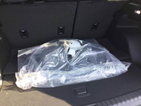 Used 2024 Chevrolet Blazer EV LT image 10