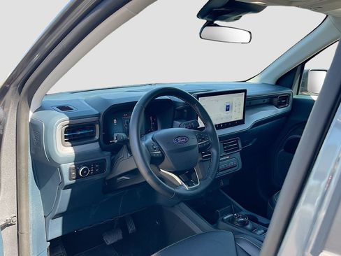Used 2025 Ford Maverick Lobo AWD/4WD image 9