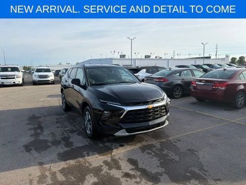 Used 2024 Chevrolet Blazer LT w/ Convenience Package FWD image 6