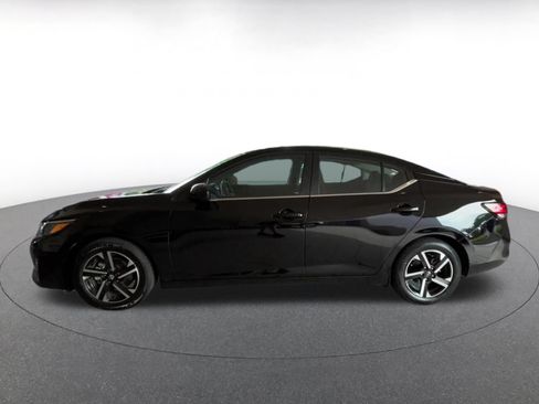 Used 2025 Nissan Sentra SV FWD image 8