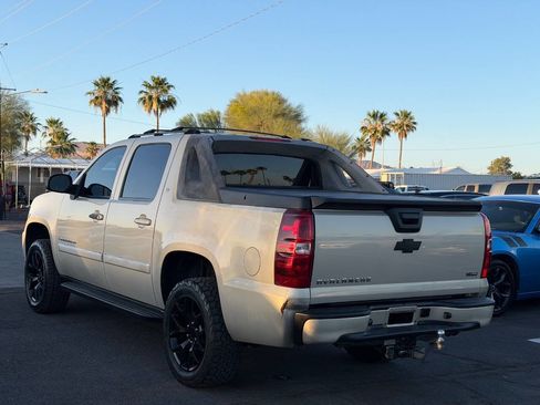 Used 2007 Chevrolet Avalanche LT RWD image 6