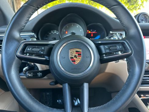 Certified 2023 Porsche Macan S AWD/4WD image 25