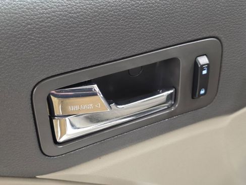 Used 2012 Ford Fusion SEL AWD/4WD image 25