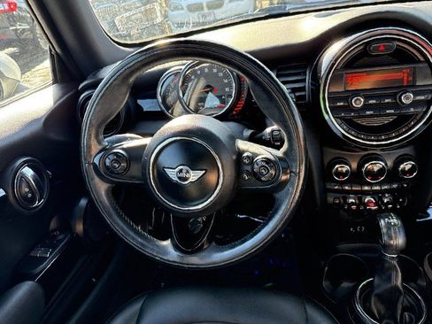 Used 2014 MINI Cooper 2-Door Hardtop image 18