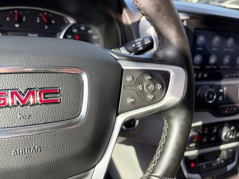 Used 2023 GMC Terrain SLT AWD/4WD image 8