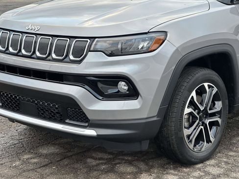 Certified 2022 Jeep Compass Limited image 8