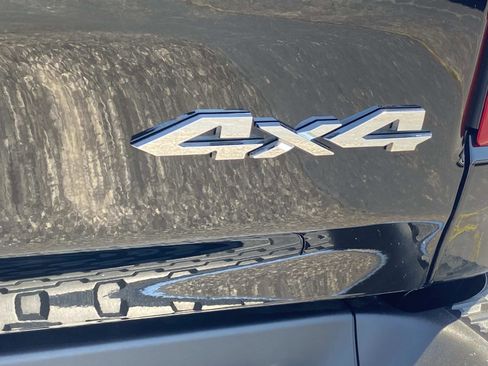 Used 2025 RAM 1500 Limited AWD/4WD image 6
