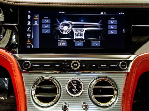 Used 2021 Bentley Continental GT Mulliner image 37