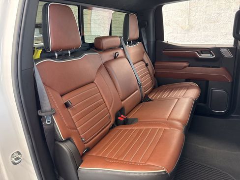 Used 2024 GMC Sierra 1500 Denali Ultimate AWD/4WD image 42