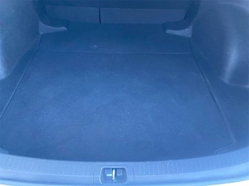 Used 2022 Toyota Corolla LE image 29