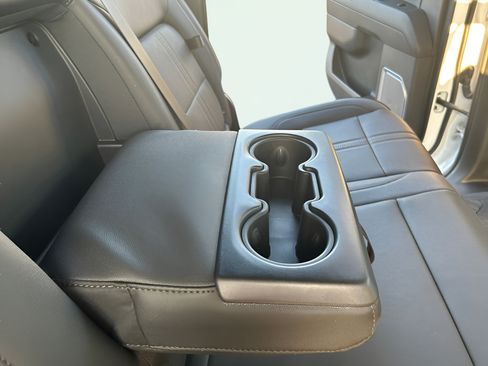 Used 2024 Chevrolet Silverado 2500 High Country AWD/4WD image 22