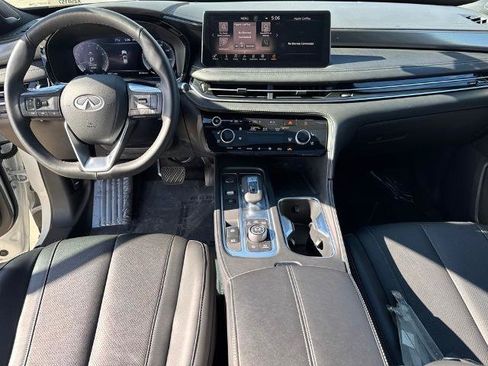 Certified 2025 INFINITI QX60 Luxe w/ Black Edition AWD/4WD image 6
